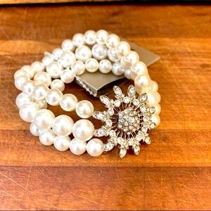 Studio S New With Tags Starburst with Glass Pearls Stretch Bracelet